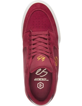 Tenis Es de hombre