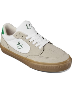 Tenis Es de hombre