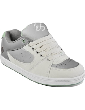 Tenis Es de hombre