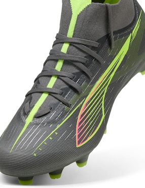 Tenis Ultra 5 Match FGAG para fútbol Puma de hombre