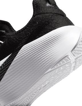 Tenis LeBron TR 1 para entrenamiento Nike de hombre