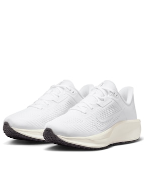 Tenis Quest 6 para correr Nike de mujer