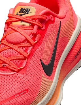 Tenis Nike Vomero 18 para correr Nike de mujer