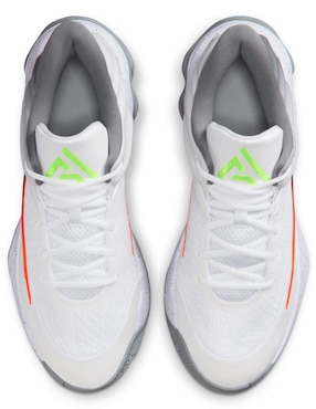 Tenis Giannis Immortality 4 para básquetbol Nike de hombre