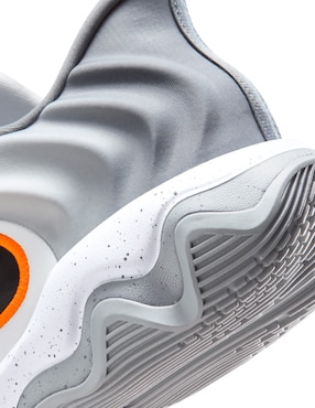 Tenis Giannis Immortality 4 para básquetbol Nike de hombre