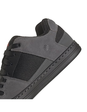 Tenis Adidas de hombre