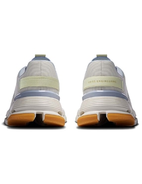 Tenis para entrenamiento On Cloudnova Form 2 de mujer
