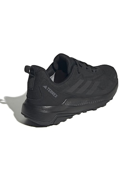 Tenis Adidas de mujer para senderismo