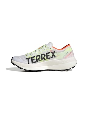 Tenis Adidas de mujer para trail running