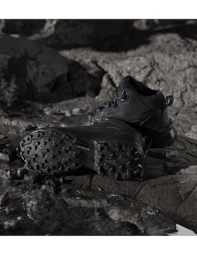 Tenis Technical Hiking para campismo Adidas de mujer