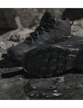 Tenis Technical Hiking para campismo Adidas de mujer