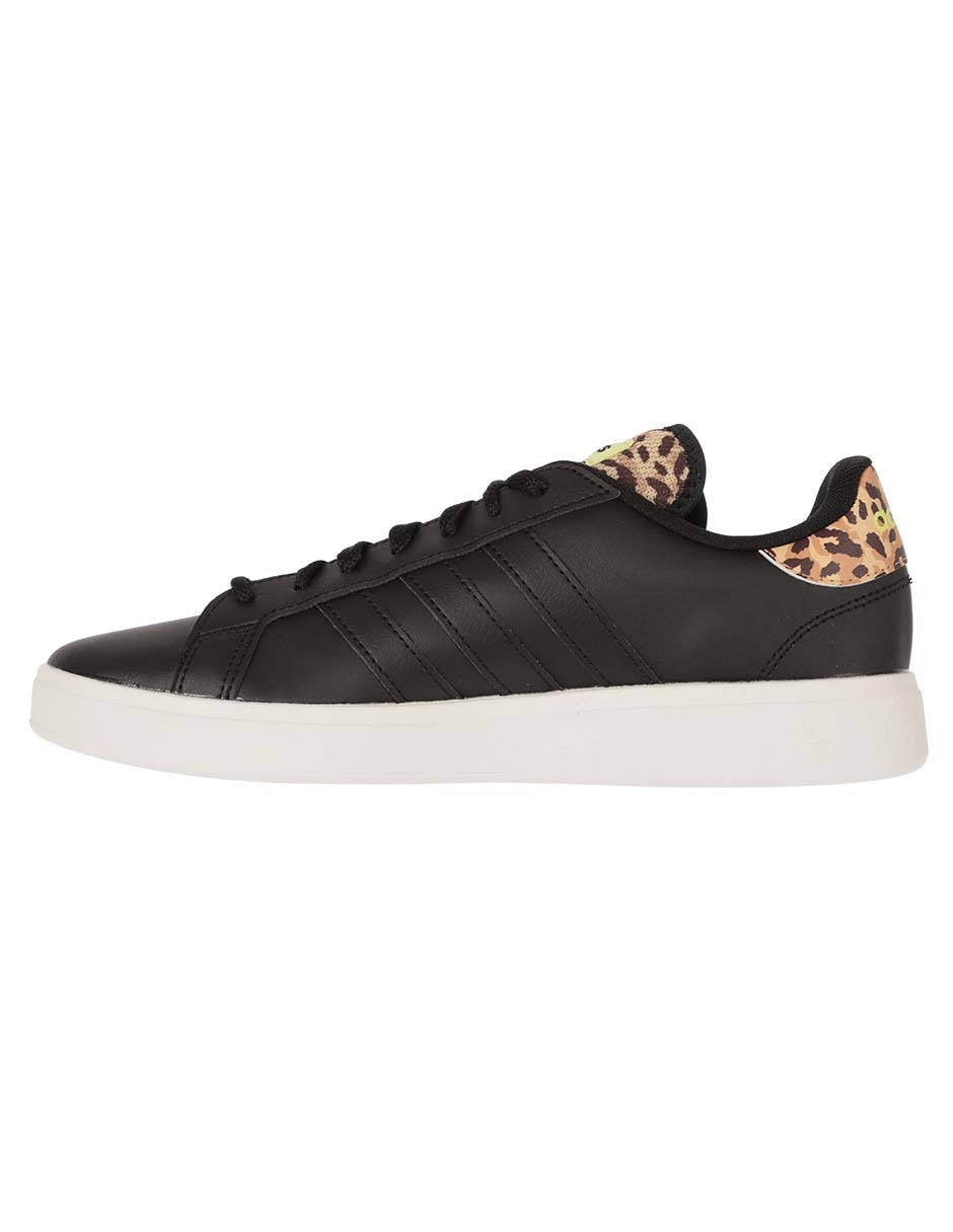 Tenis Grand Court Base de mujer casual 4