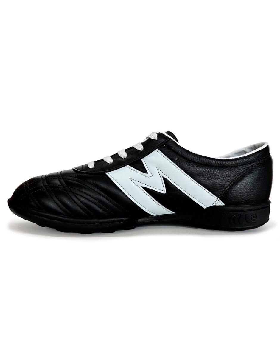 Tenis de hombre para fútbol 2