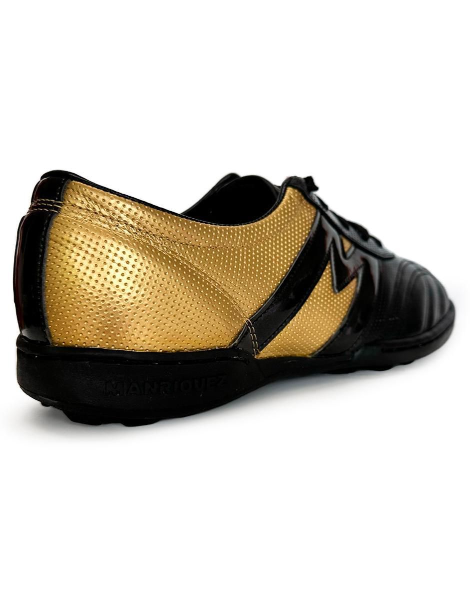 Tenis de hombre para fútbol 3