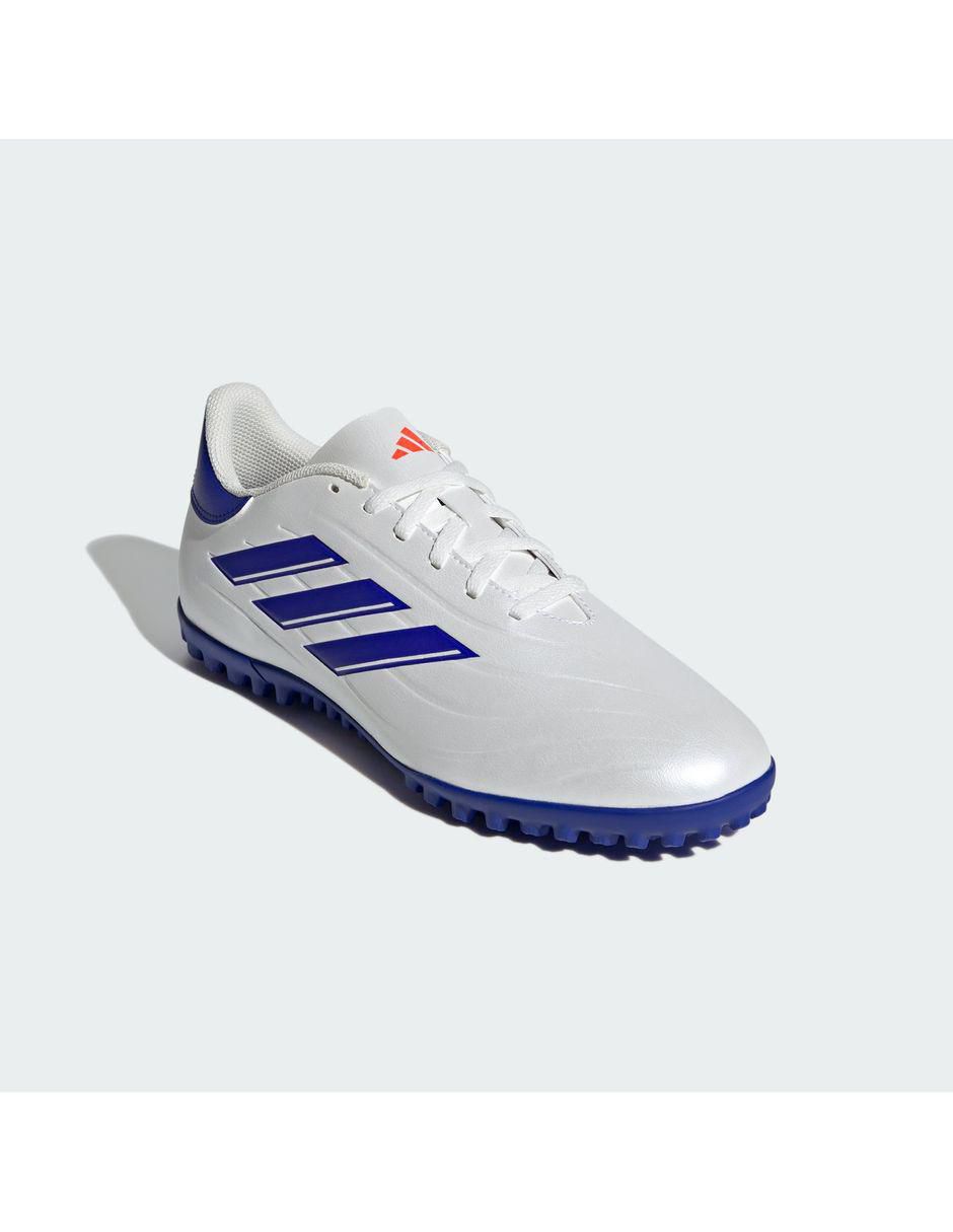 Tenis unisex para fútbol 9