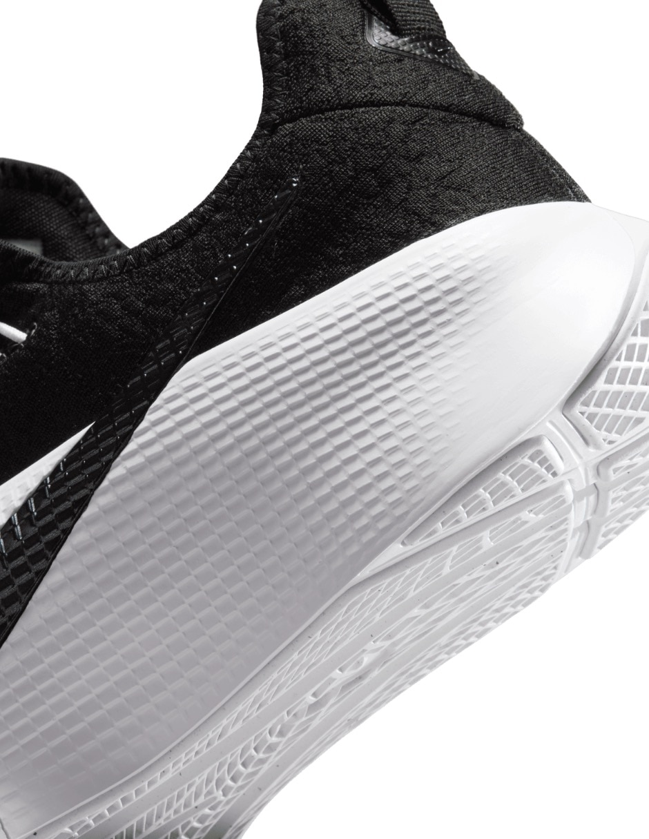 Tenis LeBron TR 1 para entrenamiento de hombre 10