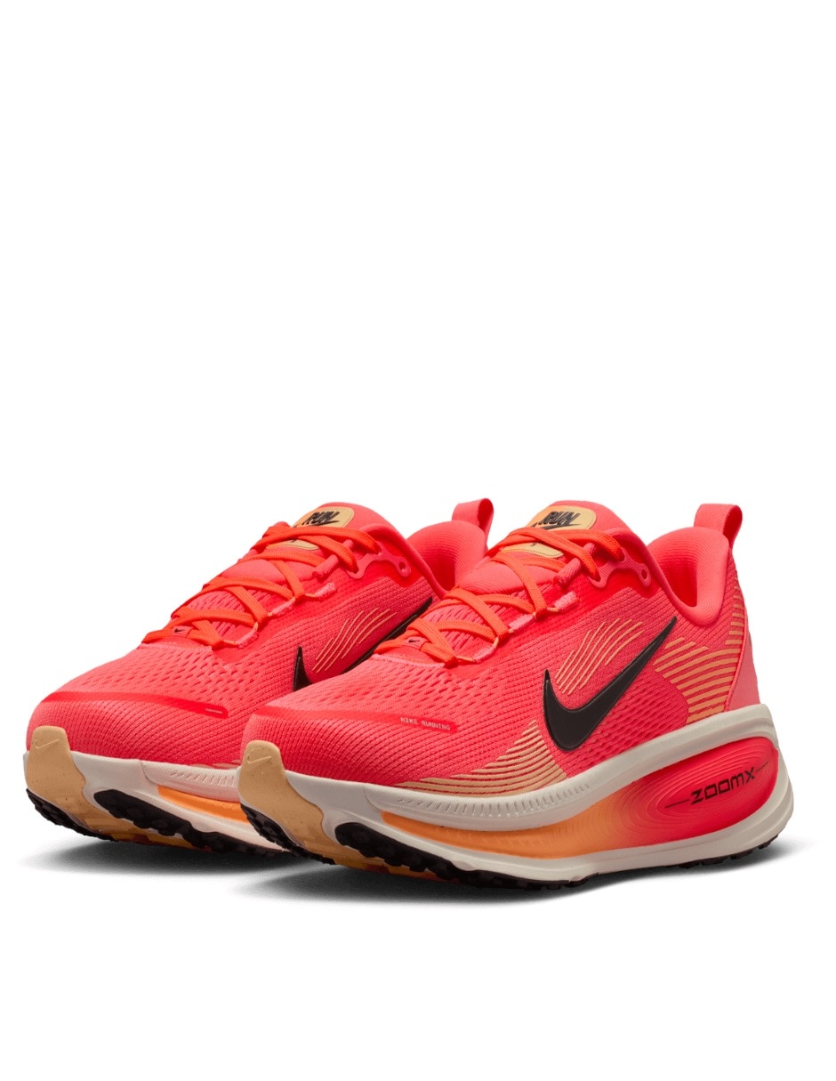 Tenis Vomero 18 para correr Nike de mujer 3