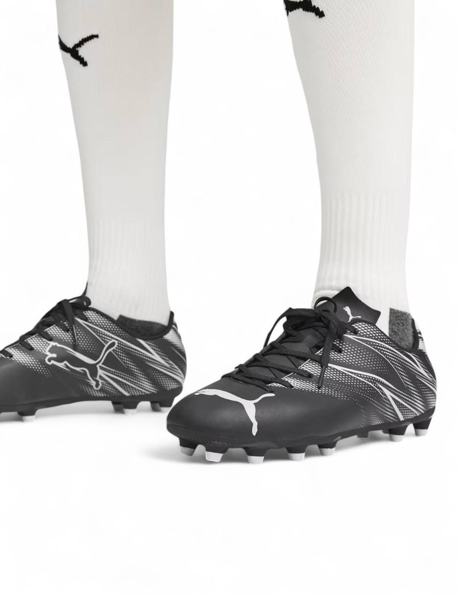 Tenis Attacanto Fg/Ag de hombre para fútbol 7