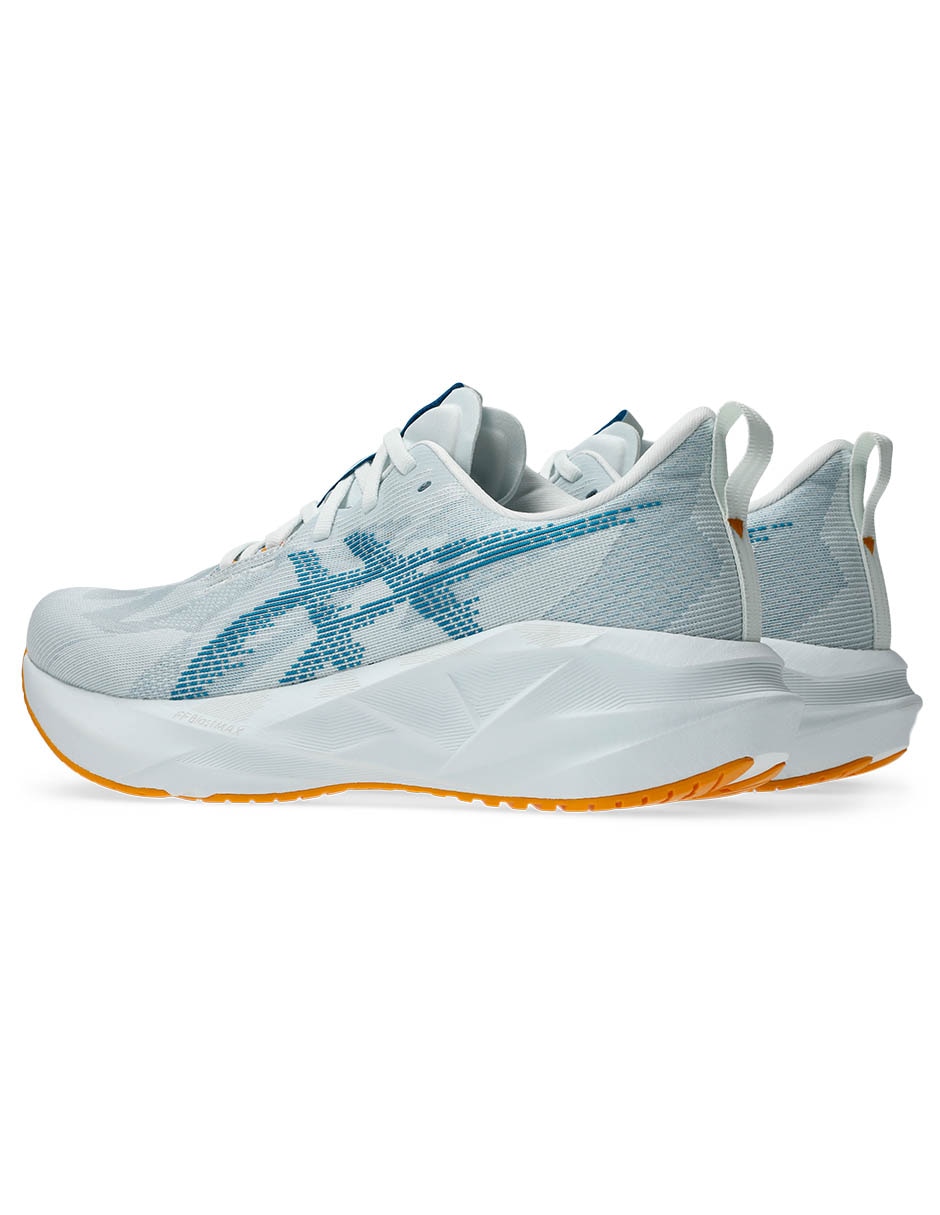 Tenis Novablast 5 para correr de hombre 2