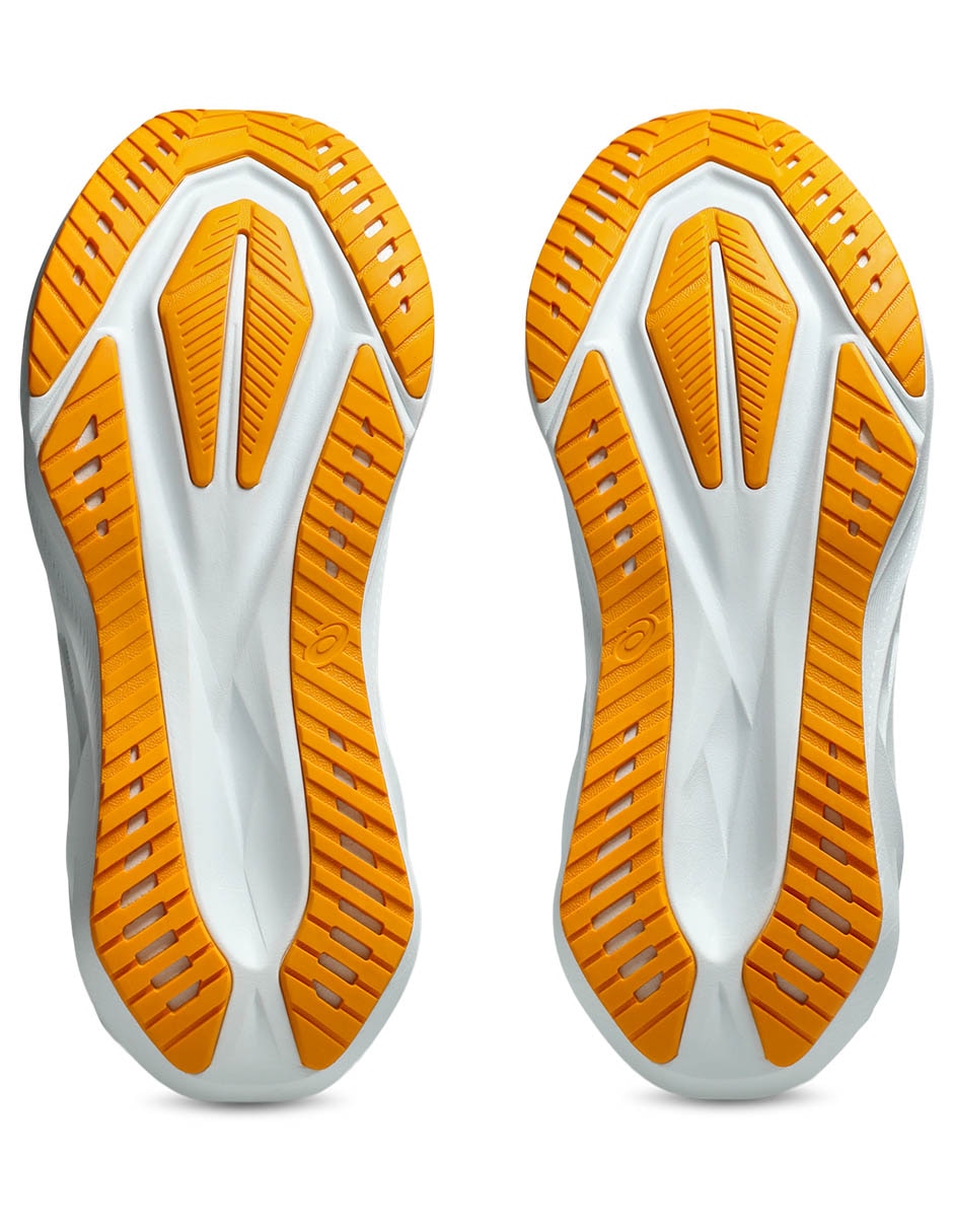 Tenis Novablast 5 para correr de hombre 3