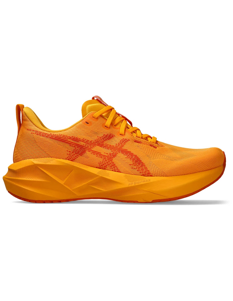 Tenis Novablast 5 para correr de hombre 7