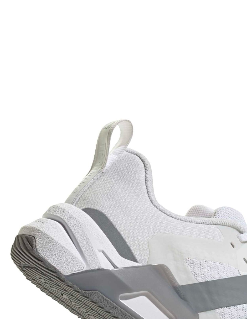 Tenis para entrenamiento de mujer 16
